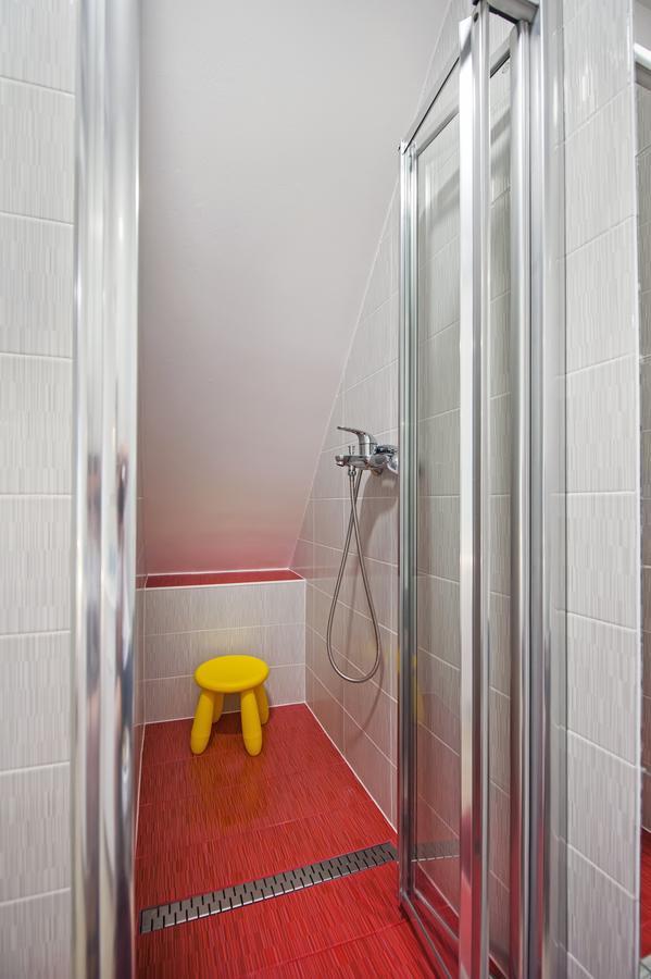 La Svalba Rooms & Studios Rovigno Esterno foto